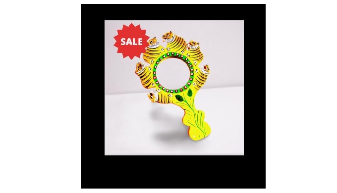 Mirrors hand. Item code: AKI060. Wooden mirror hand. Yellow, hand painted with tigers design. Size: ...