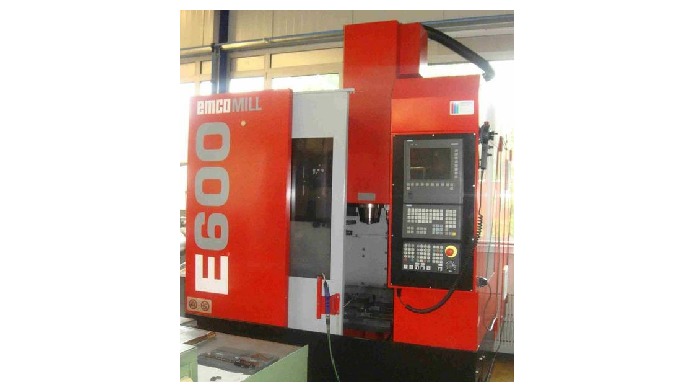 CNC-Bearbeitungszentrum X: 550 / Y: 500 / Z: 600 4 Achsen Integriert 16fach Werkzeugwechsler