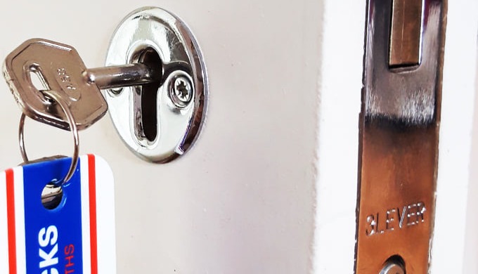 We install all types of lock including mortice, sashlock, euro and cylinder locks.