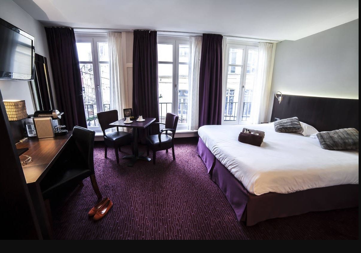 Hôtels de Lille vous propose les plus beaux hôtels de charme lillois, dont : HOTEL 3* KANAÏ Lille. C...