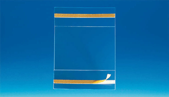 Pochette en PVC transparents en position verticale