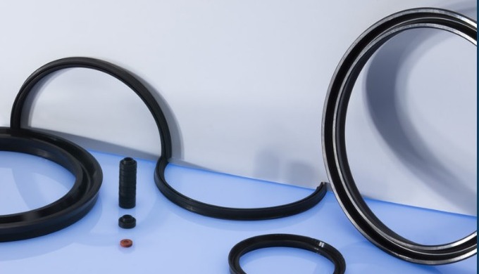 Rubber collars The main use is in the shaft sector with alternating movements and radial dynamic sea...
