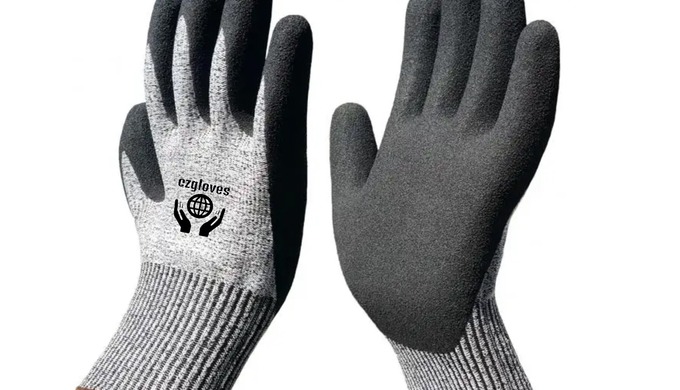 13G HPPE CUT RESISTANCE WITH NITRILE SANDY COATED GLOVES