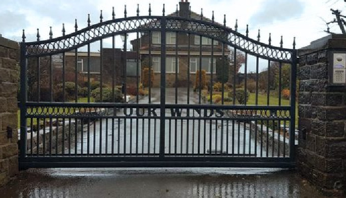 Adfabs is an expert in creating automated gates to your own personal specifications.