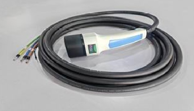 工作温度：-40℃~125℃等多种耐温等级； 导体：使用高纯度无氧铜，以确保优异的导电性和低电阻，减少能量损耗和发热，采用精细绞合技术，使电缆非常柔软，具有良好的耐弯曲、耐扭转性能，能有效防止内部断线...