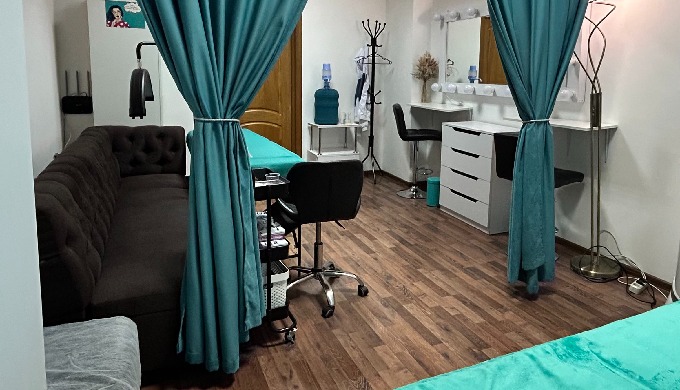 Ласкаво просимо до Салону краси «Spa Office» — вашого простору краси, догляду за собою та відновленн...