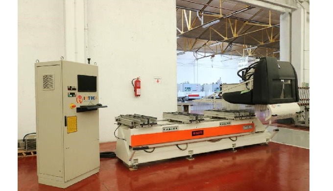 Aplicamos a su antiguo CNC toda la tecnología y experiencia de COMEVA, consiguiendo así convertirlo ...