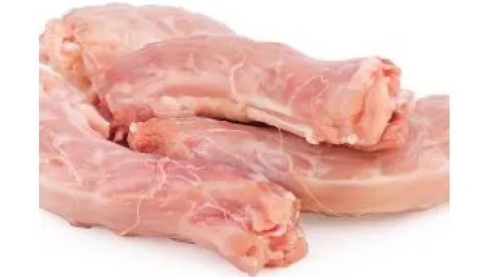 Meaty bones for dogs: Chicken necks Lamb necks Turkey necks Veal trachea Duck necks
