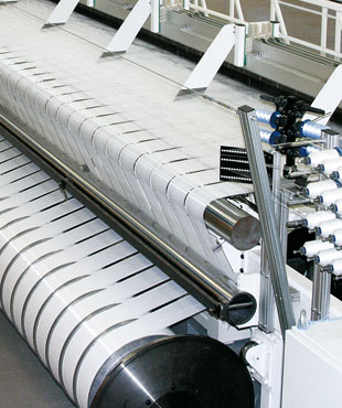 One of the most modern weaving looms for production of forming fabrics. Including features as: - DIS...
