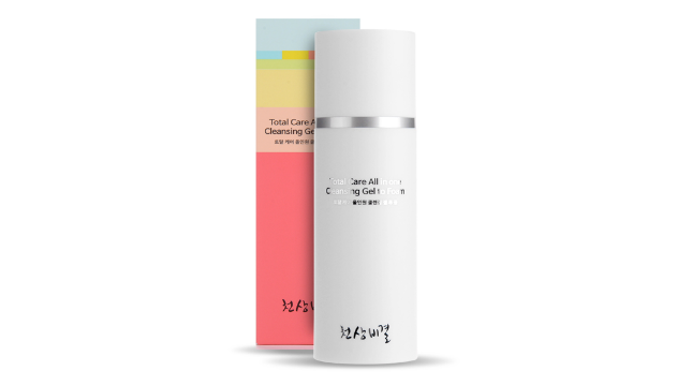 [ A gel-type cleansing product for cleansing the face by removing waste products, keratin and sebum ...