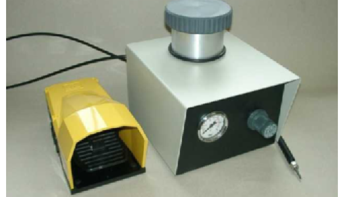 Equipamentos para micro jacto de abrasivo.