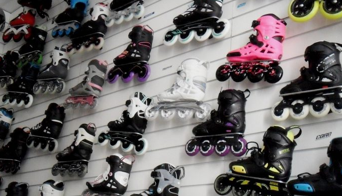 Дитячі ролики від відомих брендів, таких як Rollerblade, SEBA, FILA та K2, становлять важливу частин...