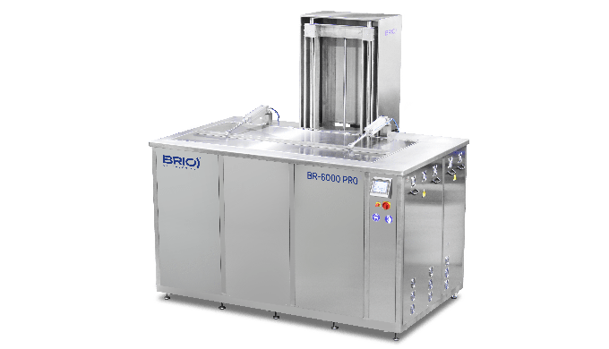 BR-6000 PRO SERIE PRO CARACTERÍSTICAS TÉCNICAS Medidas exteriores de máquina 3.840×2.707×3.640 mm Me...