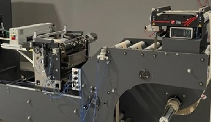 PRENSA FLEXOGRÁFICA “SEMI-TEC 330”