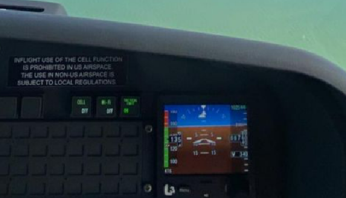 Nous transportons l'avion pour vous quand et où vous en avez besoin et vous voulez depuis votre base...