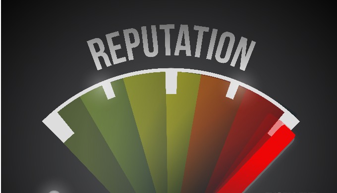 Son consultant Melwynn Rodriguez est devenu aux fils des années un des meilleurs expert e-réputation...