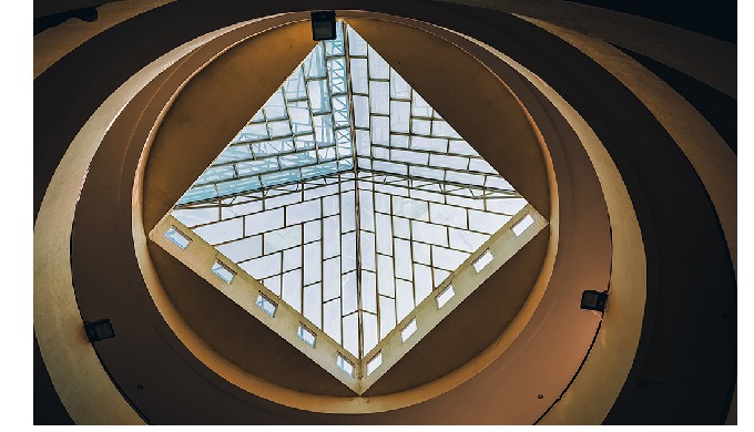 Verrières pyramidales, dôme et vérandas