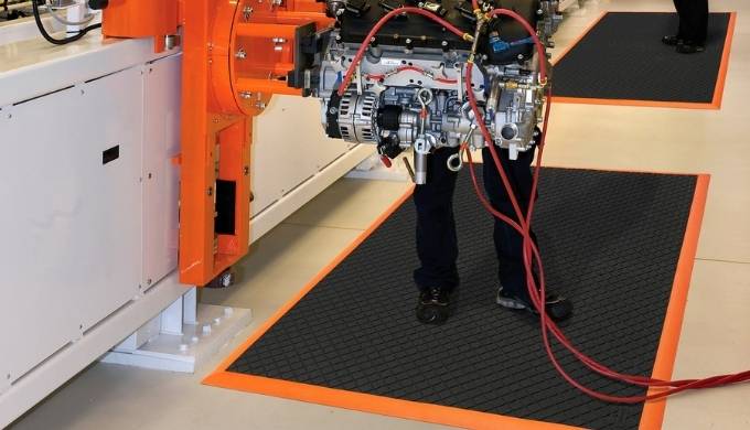 Alfombra antifatiga de alta calidad para entornos industriales. Gracias a s...