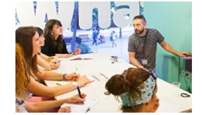Clases Presenciales y Online en Directo – What’s Up! Academia de Inglés En What’s Up! te ofrecemos l...