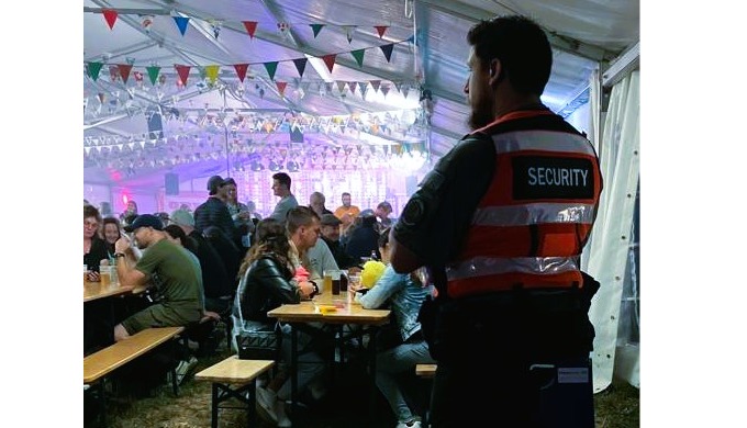 Helvetia Strategies Group GmbH (HSG Switzerland) bietet professionelle Event Security und Veranstalt...