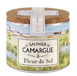 La flor de sal, es una sal blanca que se consigue en la camarga francesa, un parque natural consider...