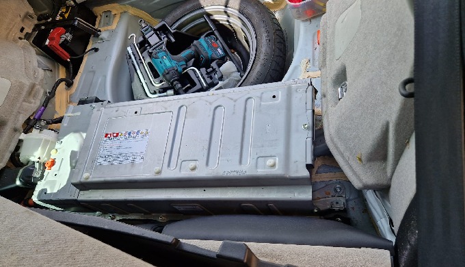 At UK Hybrid Batteries, we don’t just replace batteries; we also refurbish them. Customers can get m...