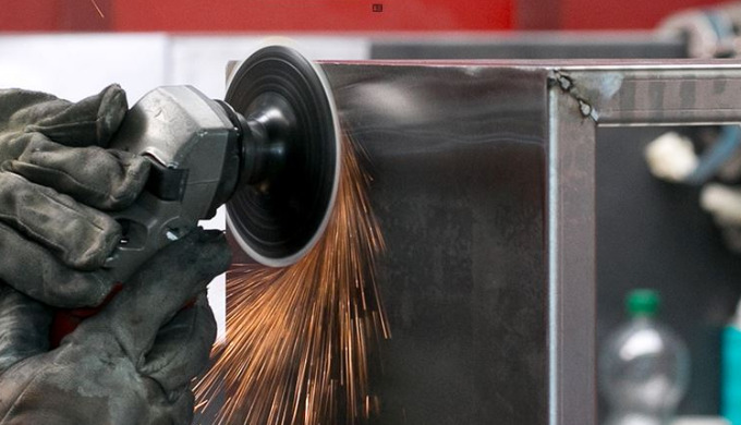Die BLECHTECH AG legt grossen Wert auf ein sauberes Finishen. Unsere Werkstücke werden bis zum Schlu...