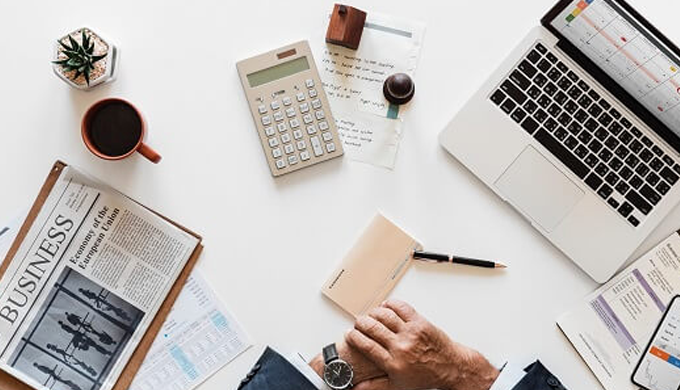 Ci occupiamo di Consulenza Societaria, Servizi Contabili, Consulenza Fiscale, Contenzioso Tributario...