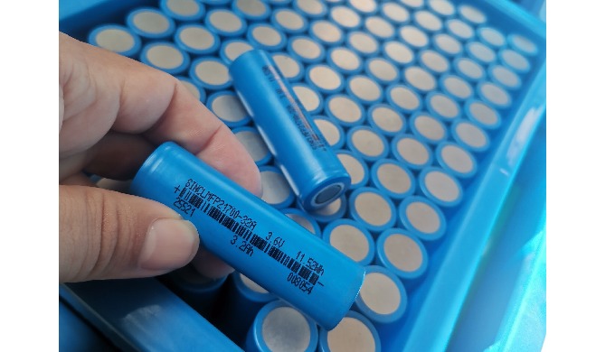 21700锂离子电池电芯3.6V 3200毫安