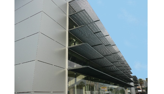 Caillebotis pour brise-soleil