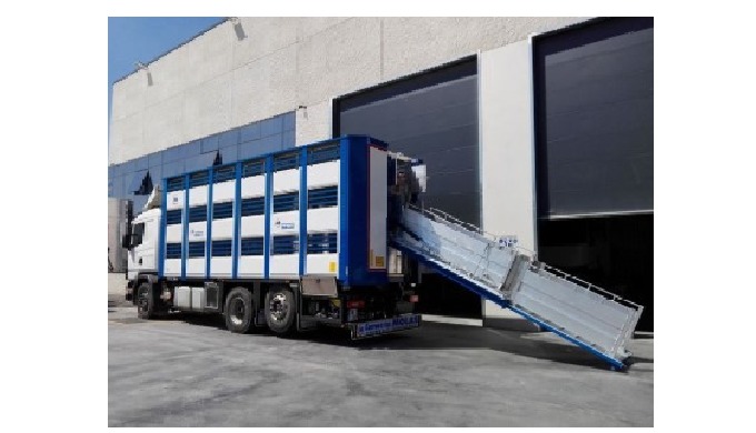 Vehículos 3 ejes para ganado