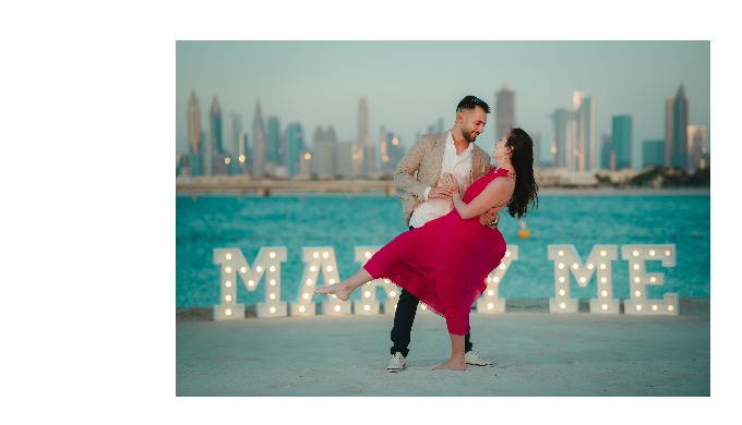 Professional Photography and Videography specialised in Weddings, Portraits and Events.