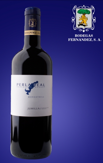PERLA REAL Monastrell, es un vino tinto joven, de color rojo rubí intenso, muy suave al paladar y ar...