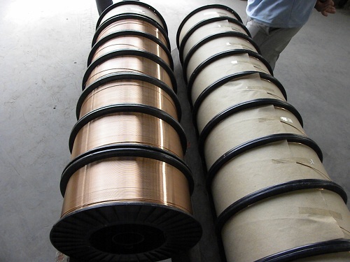 CO2 WELDING WIRE( gas shielded welding wire)dia:0.8mm 1.0mm 1.2mm 1.6mm .including different package...