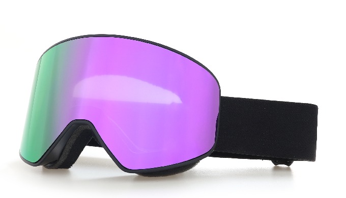 Designed for extreme mountain conditions, these high-performance ski goggles combine cutting-edge te...