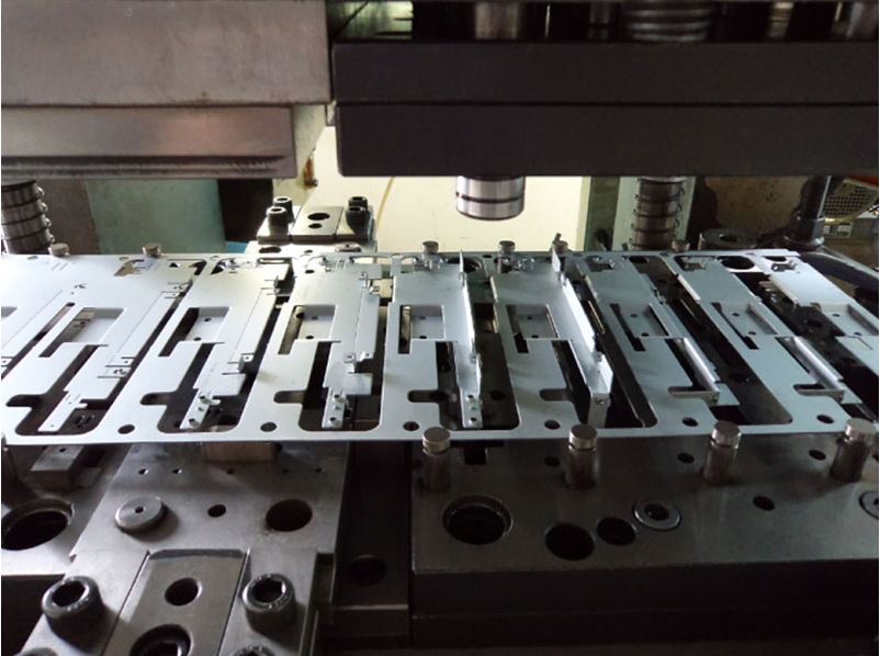 1、Model Name：Metal part with high quality and anodizing part 2、Model Material：Carbide,ASP-23,ASP-60,...