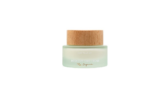 *Features - light yellow cream type - COSMOS ORGANIC (100% Natural 20.24% Organic) - VEGAN CERTIFIED...