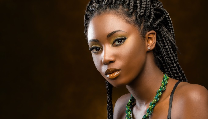 - Mainly used for braids - Good volume and easy to hackle, perfect for mixing into hairpieces that r...