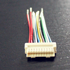 线材 : 26 AWG 额定电压: 150V温度: 250°长度: 30cm胶壳: Molex 104092-1000端子: Molex 104521-6001