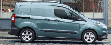 Le nouveau FORD TRANSIT COURIER est un modèle très maniable. C’est modèle le plus compact de la gamm...