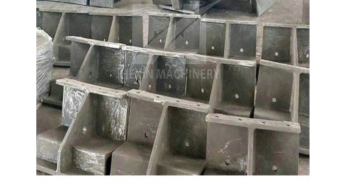 The grate plate is mainly used in hammer crushers, mills and other equipment. Because this type of c...