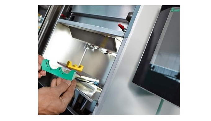 THERMOPLASTIC INJECTION