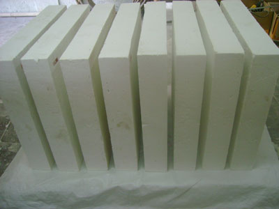 The insulating flat panel can be used in hot phase of the furnace in gas heated furnace. In the cham...