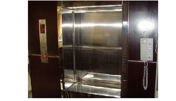 The vegetable elevator is also known as the Hotel Food Delivery elevator, Food delivery lift elevato...
