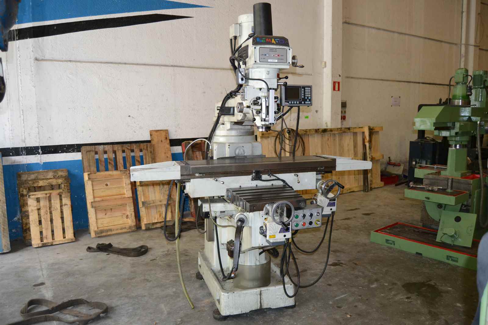 Fresadora de Torreta - CNC Master