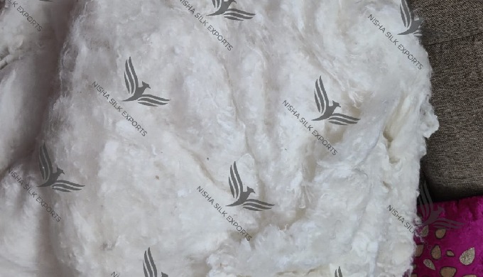 Made 100% out of Eri Silk Cocoon. Suitable for quilt fillers & worsted mills