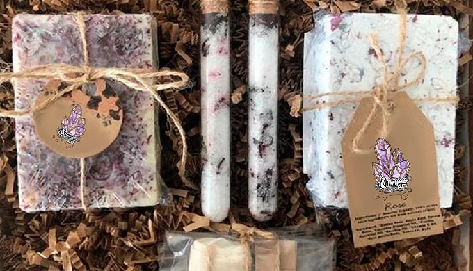 En esta gift box puedes personalizar tus detalles con todo lo que te guste.
