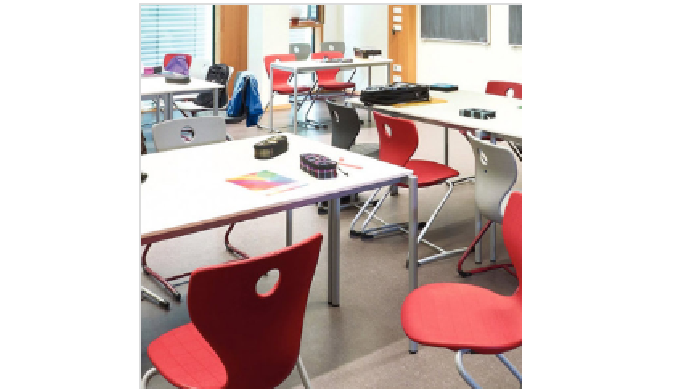 Du bon mobilier scolaire offre un confort discret, permettant de concentrer toute l’attention sur le...