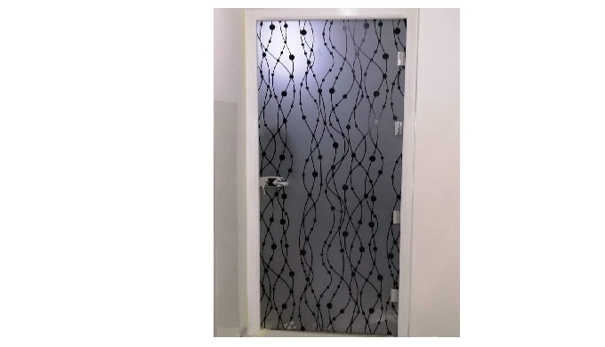 Nos portes vitrées sur mesure offrent une esthétique moderne tout en permettant une luminosité natur...