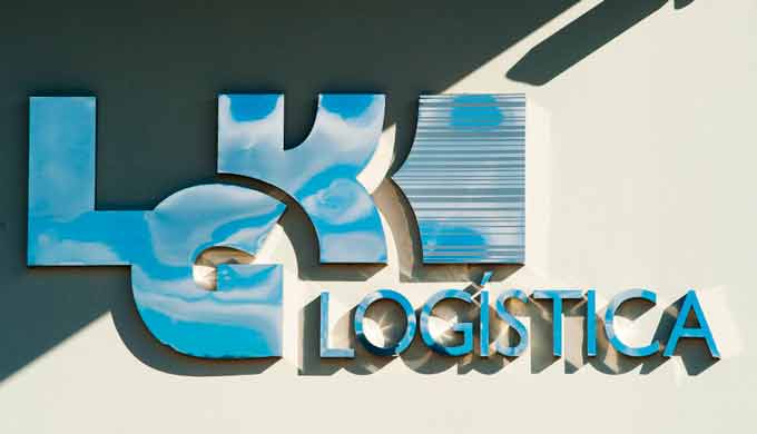 Operador Logístico y Operador de Transporte, Licencia que da la posibilidad de contratar a otros cam...